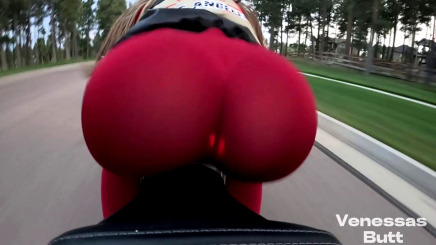 Светящаяся анальная пробка в заднице