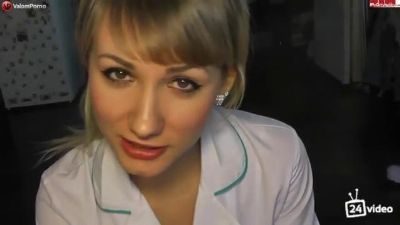 Хуй болит, лизни его