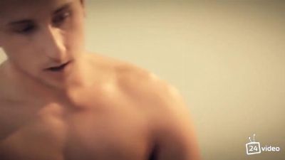 Красивый секс с обворожительной брюнеткой HD