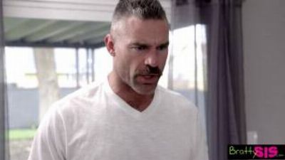 Поздравила своего отца хардкор сексом