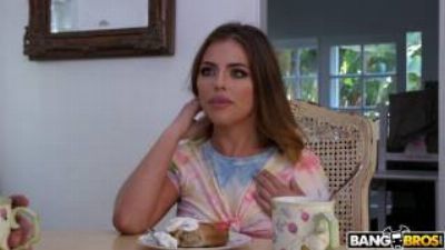 Взрослый мужчина и юная девушка секс видео